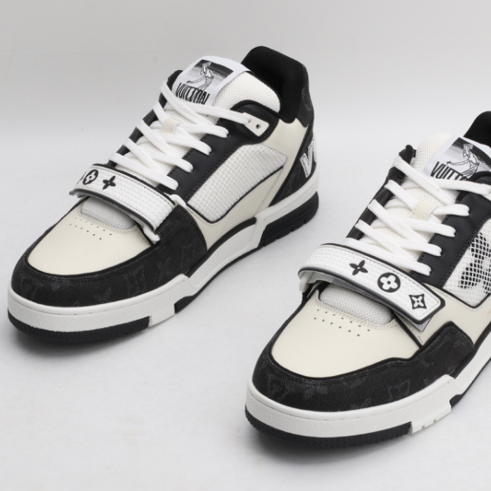 LV Trainer leather low trainers Unisex